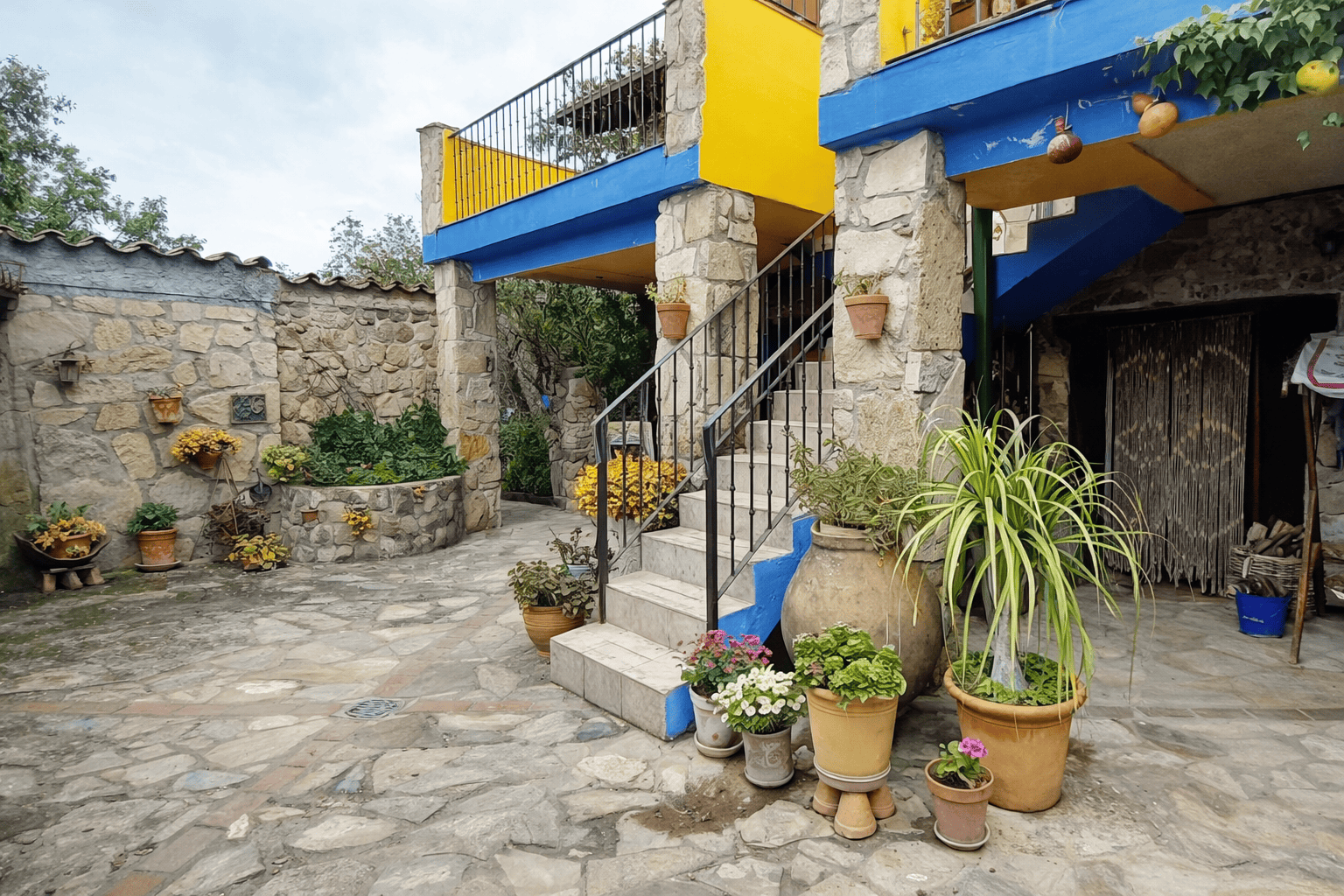 cabra-carabo patio 2